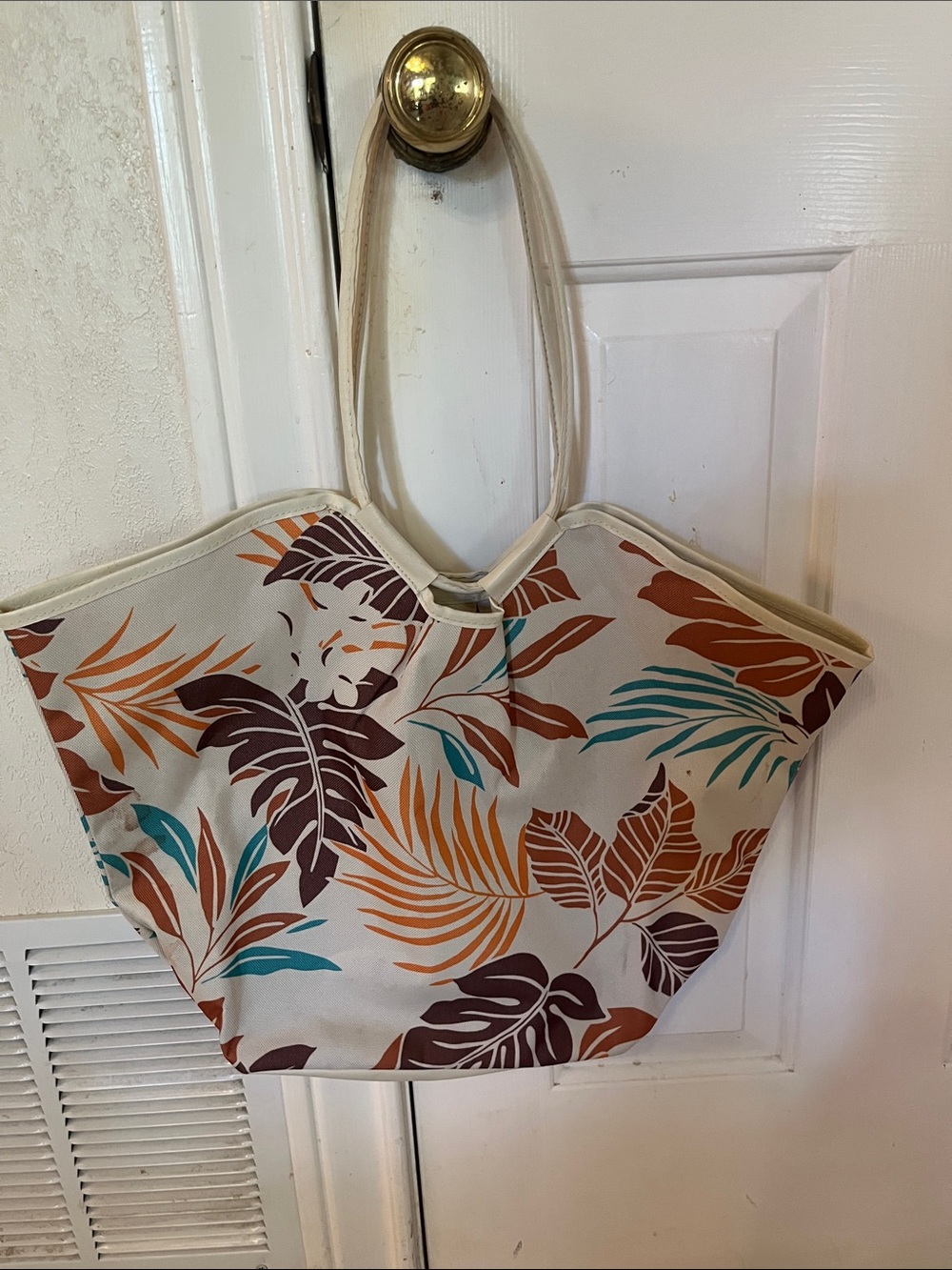Yves Rocher Cream Canvas Tote with Teal & Rust Leaf Print